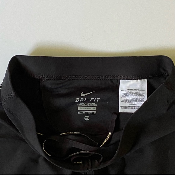 Nike Dri-Fit Womens Running Capris XS Black Red Trim Zipper Pocket in Back - Picture 5 of 16